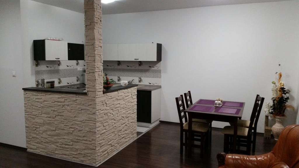 Apartment J&D Дунайска-Стреда Экстерьер фото
