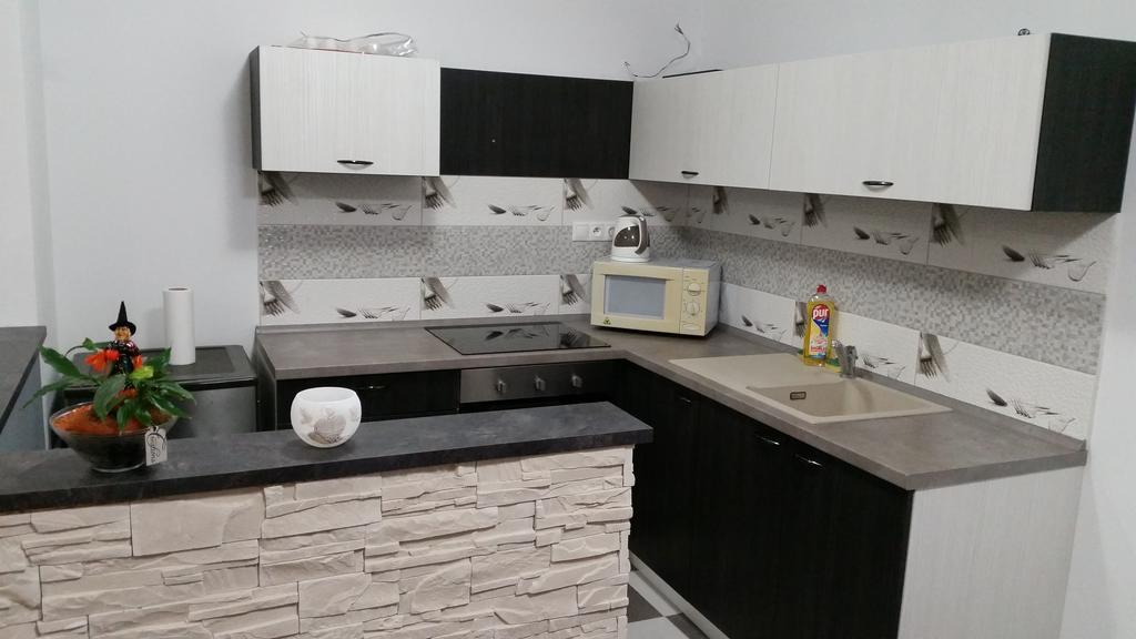 Apartment J&D Дунайска-Стреда Экстерьер фото